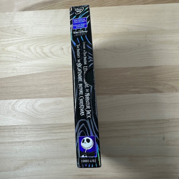 SET Tim Burton's The Nightmare Before Christmas 2 Disc collector's Edition & Mug - Picture 4 of 16